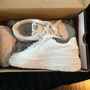 Nike Pixel Air Force 1 sneakers NWB